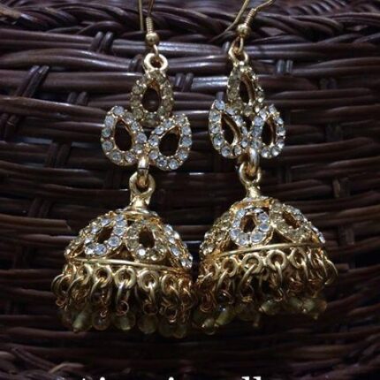 PEARL JUMER EARRING ORR '2