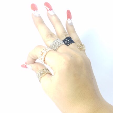 Five riNgS