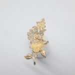Golden flower ring