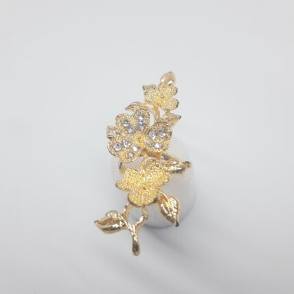 Golden flower ring