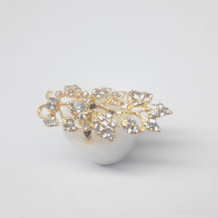 Beautiful stylish ring golden Polki