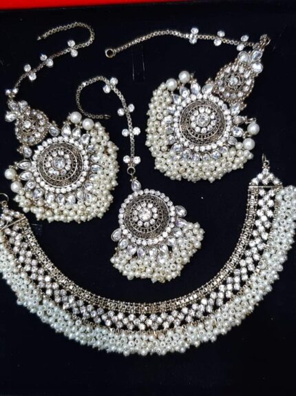 Manjoos bridal set ghucha ggrr