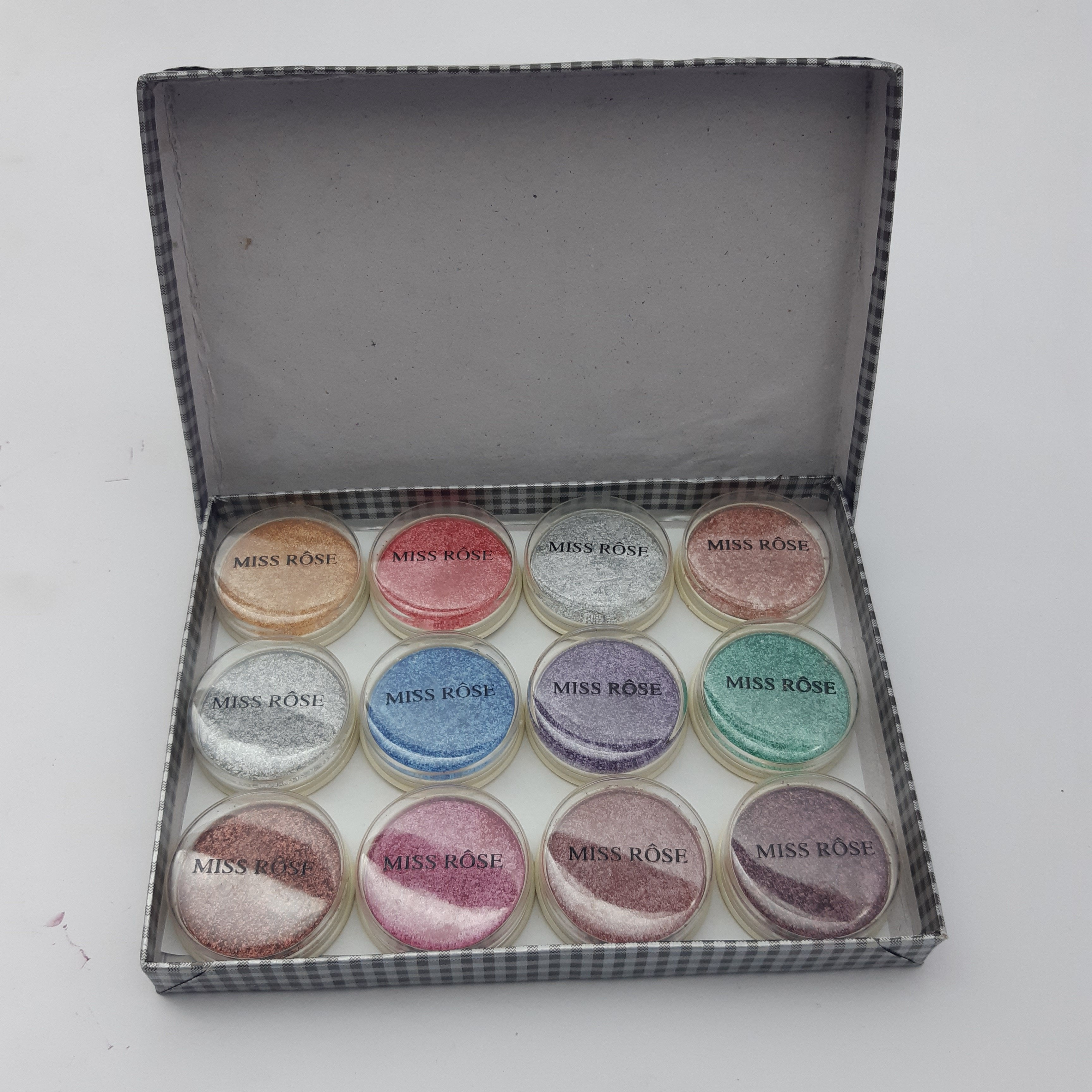 IMG-20191120-150639 Pack of 12 miss rose eyesades - Image 1