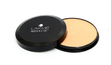 LAKME OIL FREE PAN CAKE '2