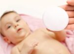 2 Pcs 4.13 inch Powder Puff For Body Powder Loose Powder, baby puff，Talcum powder puff，Ultra Soft Large Round Velour Smooth Apply Puff With Ribbon Band Handle，Washable Powder Puff （White） - Image 2