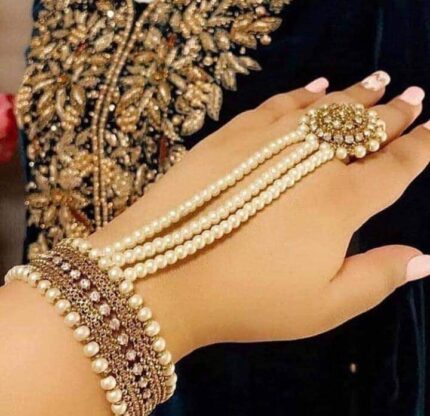 antique bracelet with ring