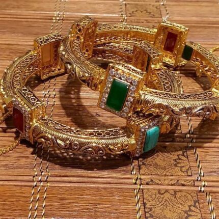 Bangles gold plated stone for her egeption